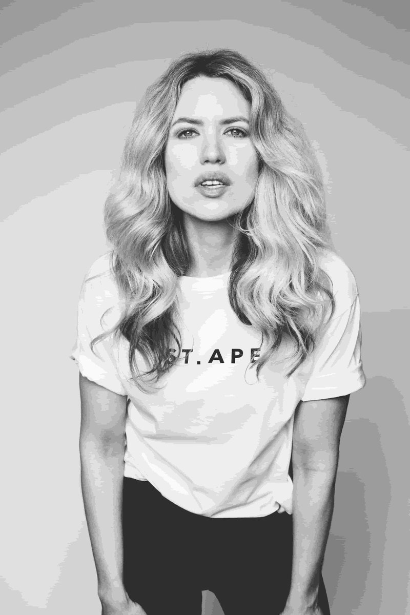 小菲菲 tweet media