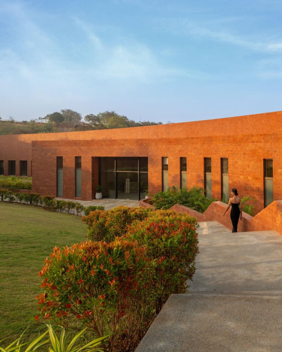 illustrarch's tweet photo. CREST NINE by Sanjay Puri Architects

 #communityarchitecture #concretedesign #indianarchitecture #coastalarchitecture https://t.co/yGetRABWgr