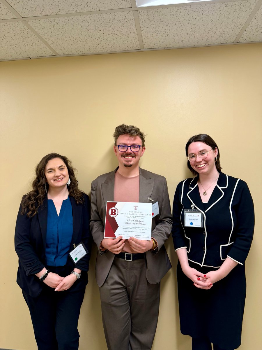 UMiamiHistory tweet media