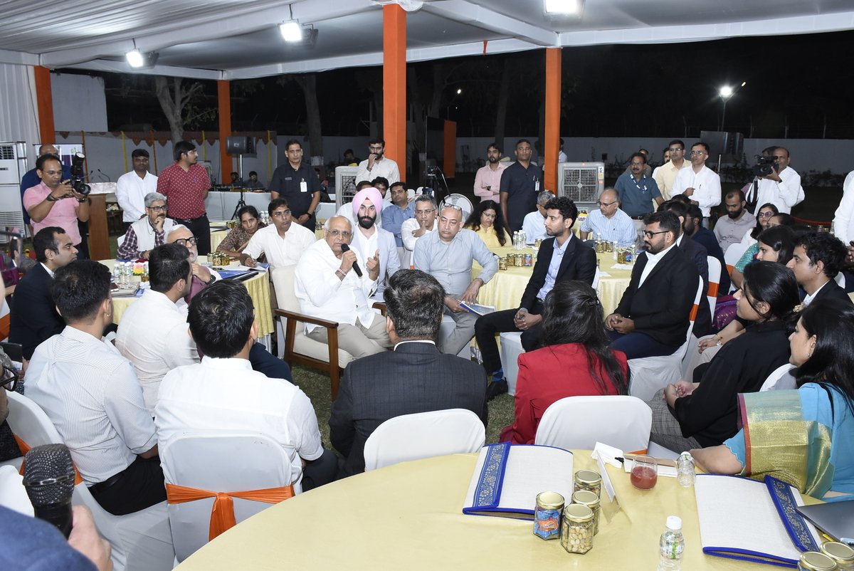 CMO Gujarat tweet media