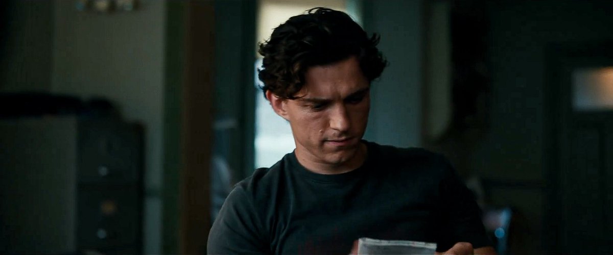 _filmcrave's tweet image. First official look at Tom Holland as Peter Parker in ‘SPIDER-MAN: BRAND NEW DAY’. 📷