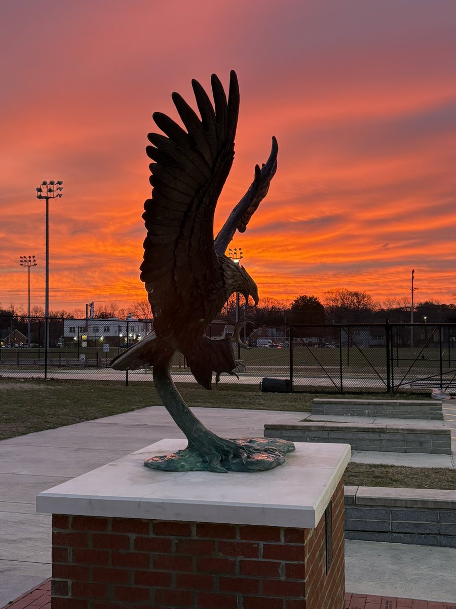 CoachFranc20 tweet media