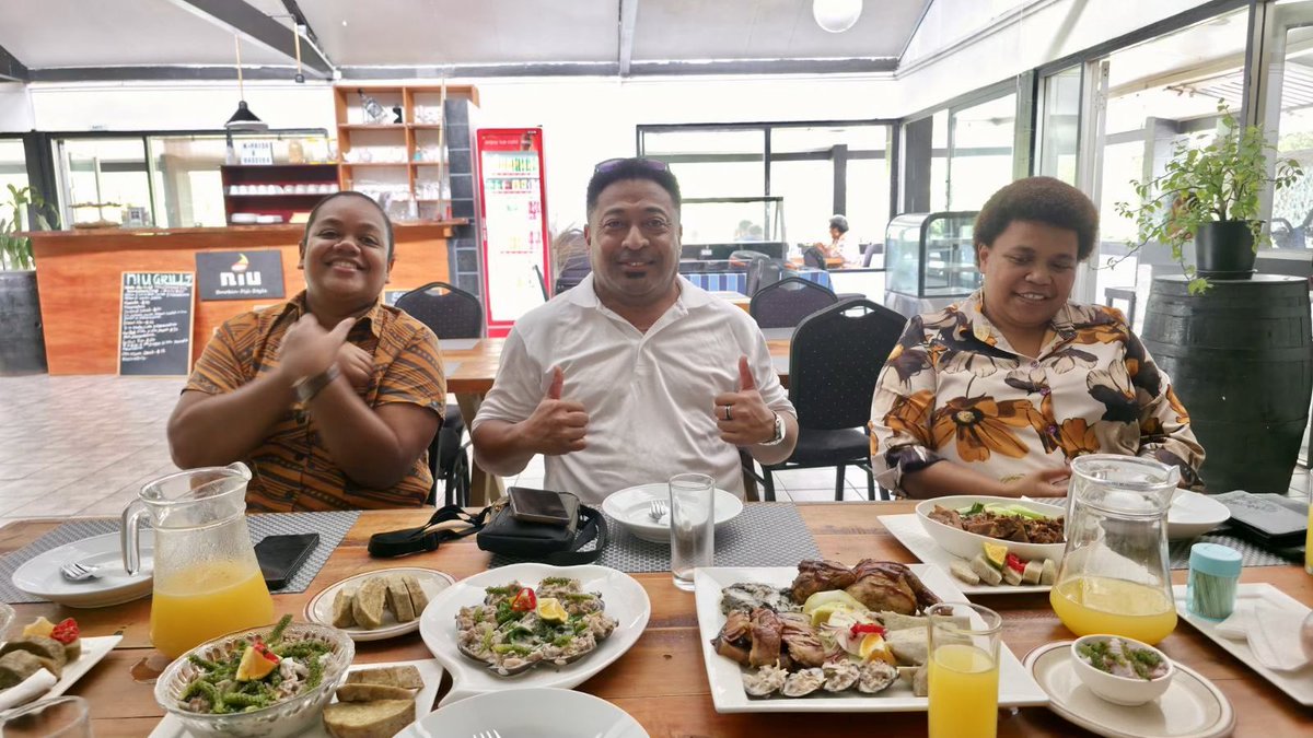 TikoicoloJ's tweet photo. Vinaka vakalevu everyone for a great lunch get together today. An amazing team that will continue to guide and sail our Vaka through stormy 🌊 seas of the Blue Pacific Continent 🌏where we call home. 

Workmates that have become friends, friends that have become family  🫶🏽. https://t.co/YUi2djObmS