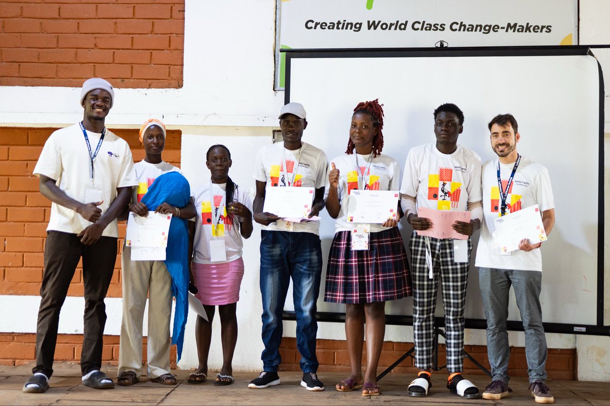 stephane_steph2's tweet photo. What if the best way to solve problems is not to start with solutions, but with people?
I had the opportunity to participate in a Design Thinking training during Impact Week.
Through this experience, I discovered that Design Thinking is about deeply understanding people https://t.co/omfOJ8DYcm