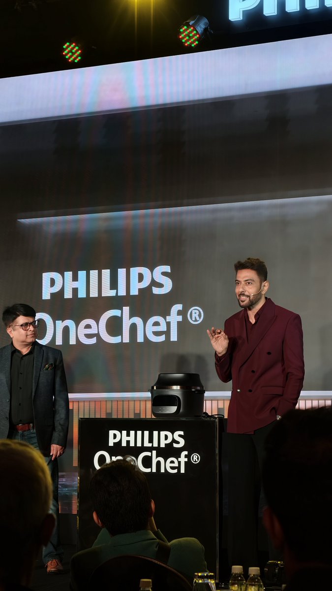 gogiinc's tweet photo. Philips new master chef, the one

The Philips OneChef, interesting...

#philipsonechef https://t.co/UYVp7CpS2f
