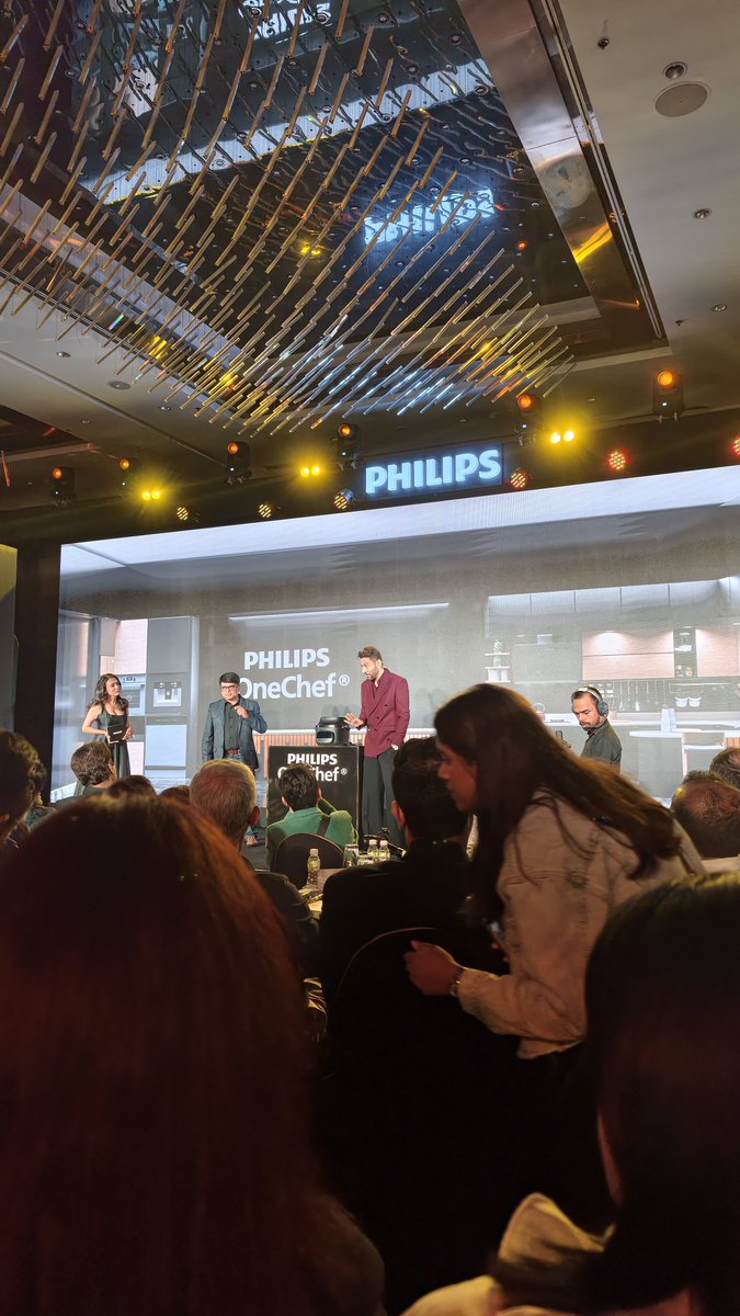 gogiinc's tweet photo. Philips new master chef, the one

The Philips OneChef, interesting...

#philipsonechef https://t.co/UYVp7CpS2f