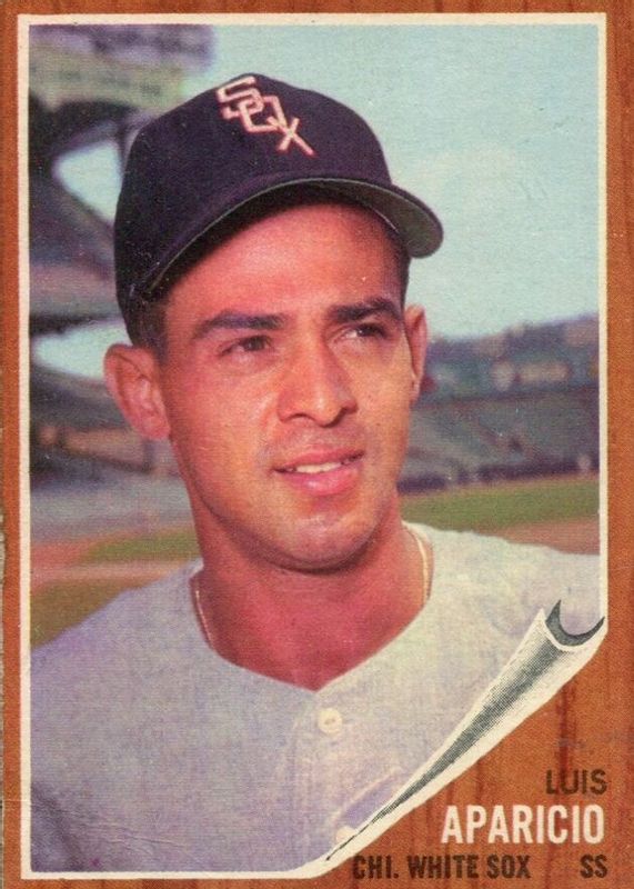 TheNiteOrb's tweet photo. @choptopmoseley @jaketodonnell @whitesox Had this card as a kid, always see him in a White Sox uni. https://t.co/2JGdDJKhTw