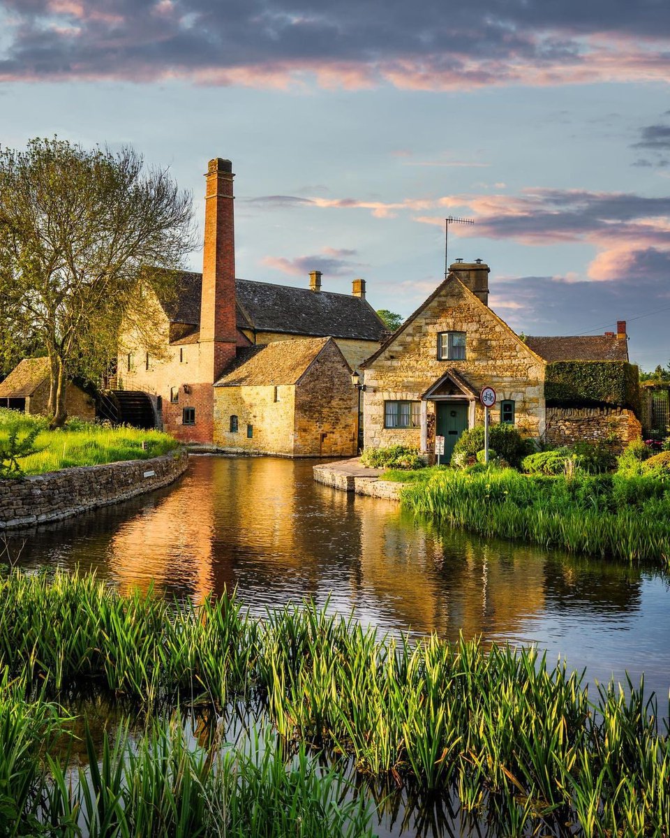 The world in Frames tweet media