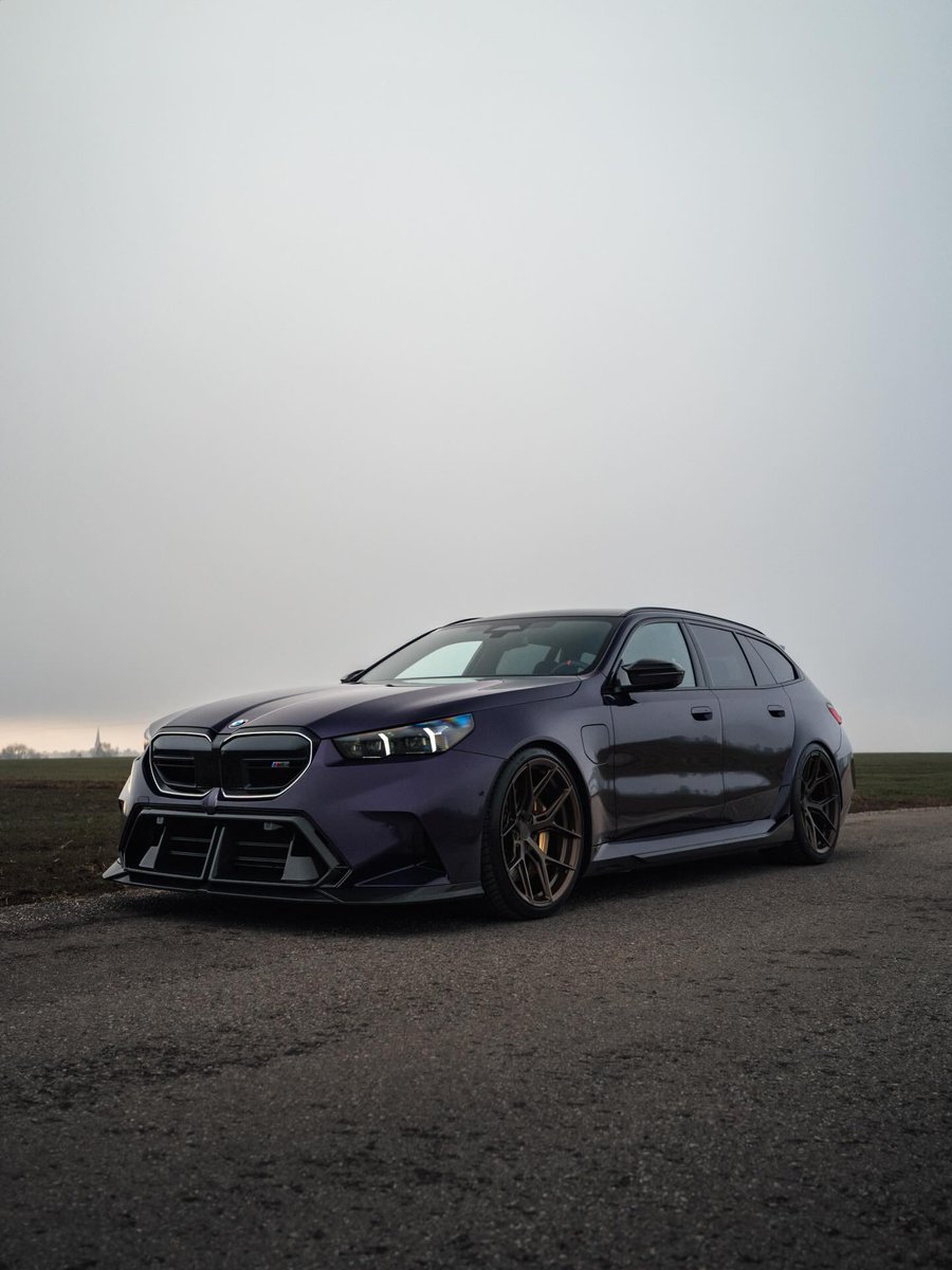 VOSSEN_JAPAN tweet media