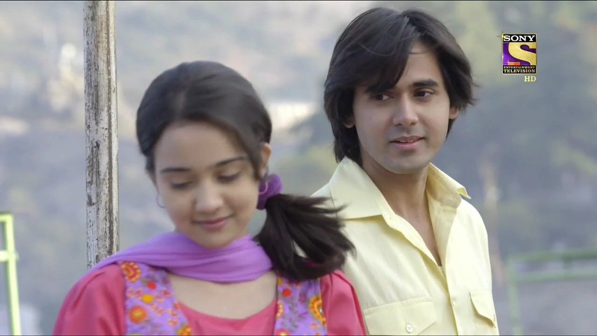 jalebiiifafdaaa's tweet photo. Sameer maheshwari after saying "Main aur naina? Possible hi nahi hai" -
#yudkbh https://t.co/DSJtFsifMe