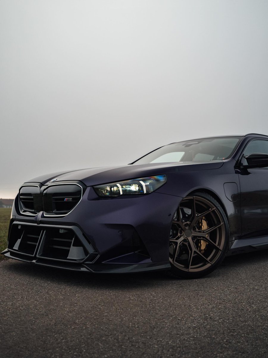 VOSSEN_JAPAN tweet media