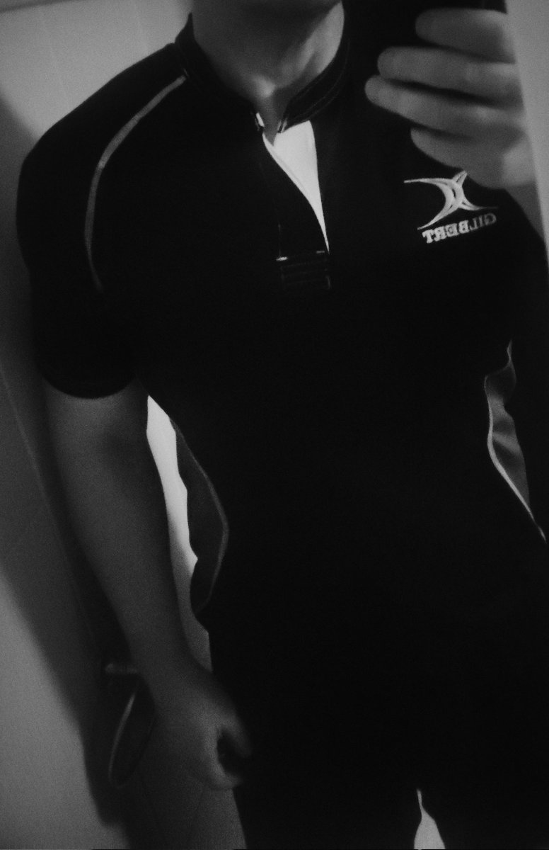 Un viaje de ida la ropa de rugby para entrenar.