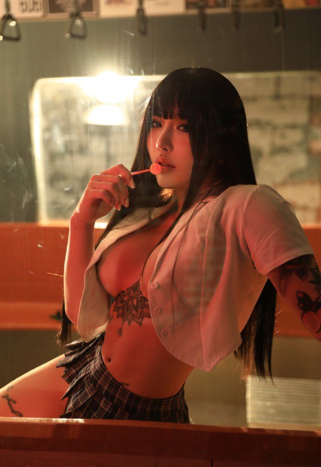 Huna Yue tweet media