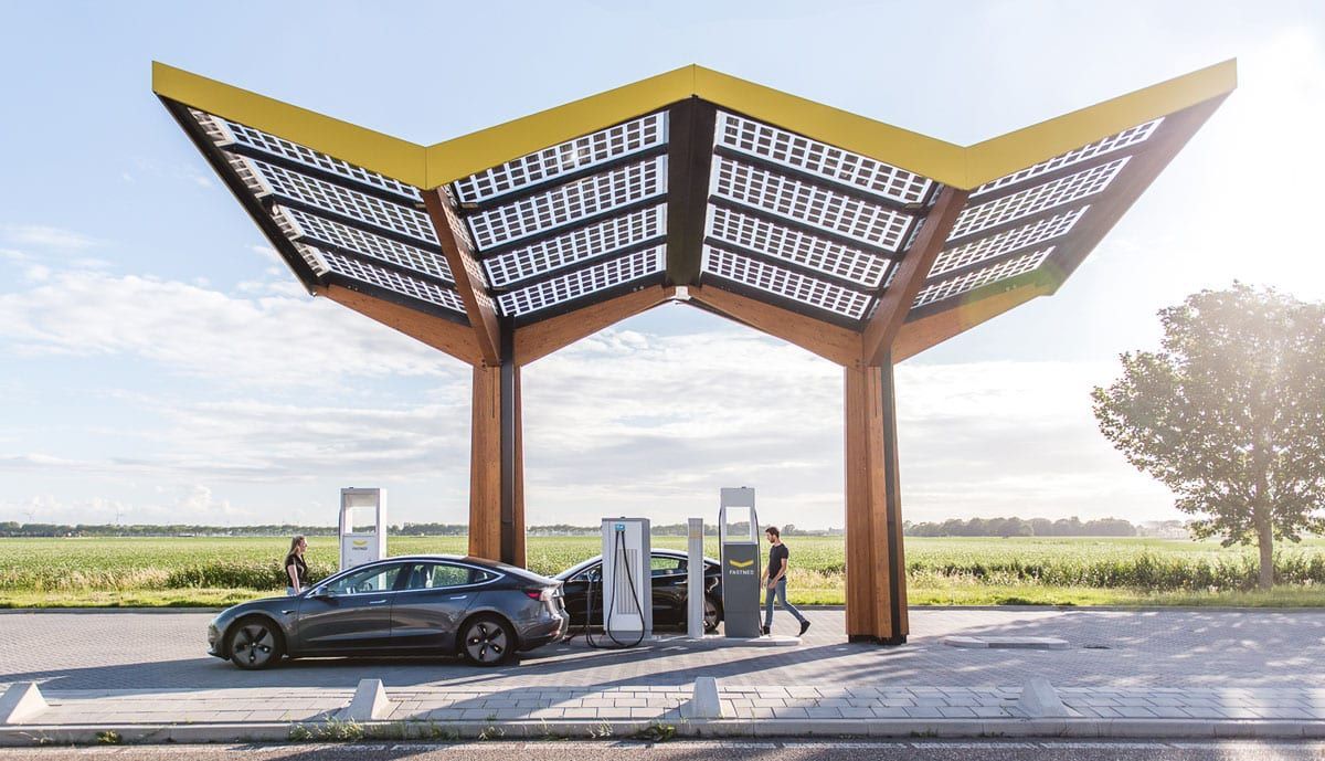 ecomento.de tweet media