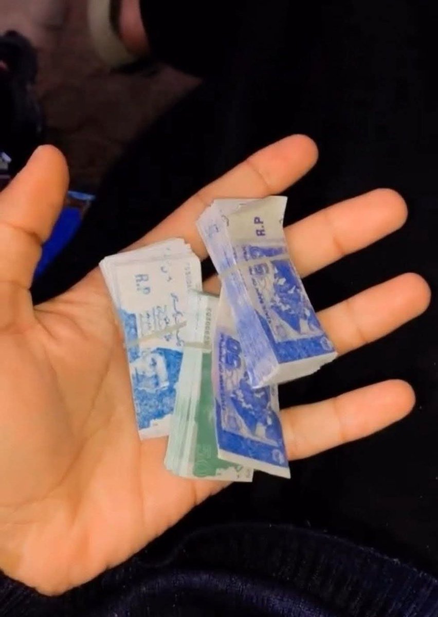 mʀ. pʀᴏᴛᴏɴ tweet media