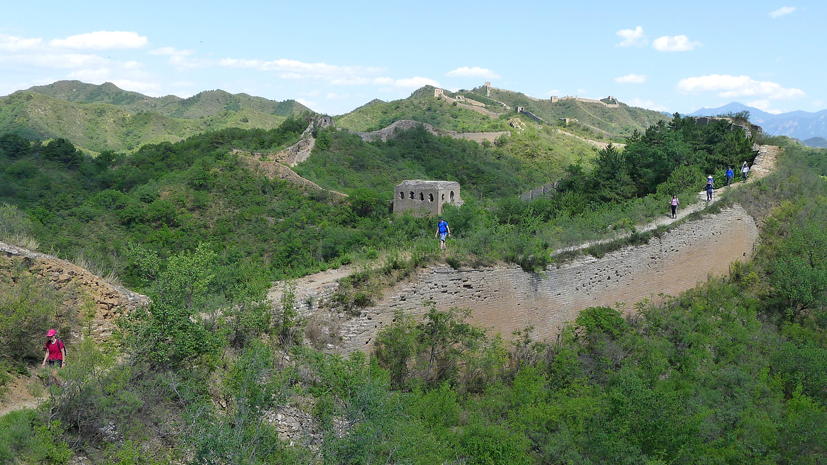 opieetc's tweet photo. Gubeikou Great Wall and etc (Part I) is an overview covering (1) the Gubeikou ‘Panlongshan’ Great Wall, (2) the Gubeikou ‘Wohushan’ Great Wall, (3) the village that’s located where the gates and Ming Dynasty camp used to be, and (4) the North Gate and an inner loop of Great Wall. https://t.co/ZuShMy7eFc
