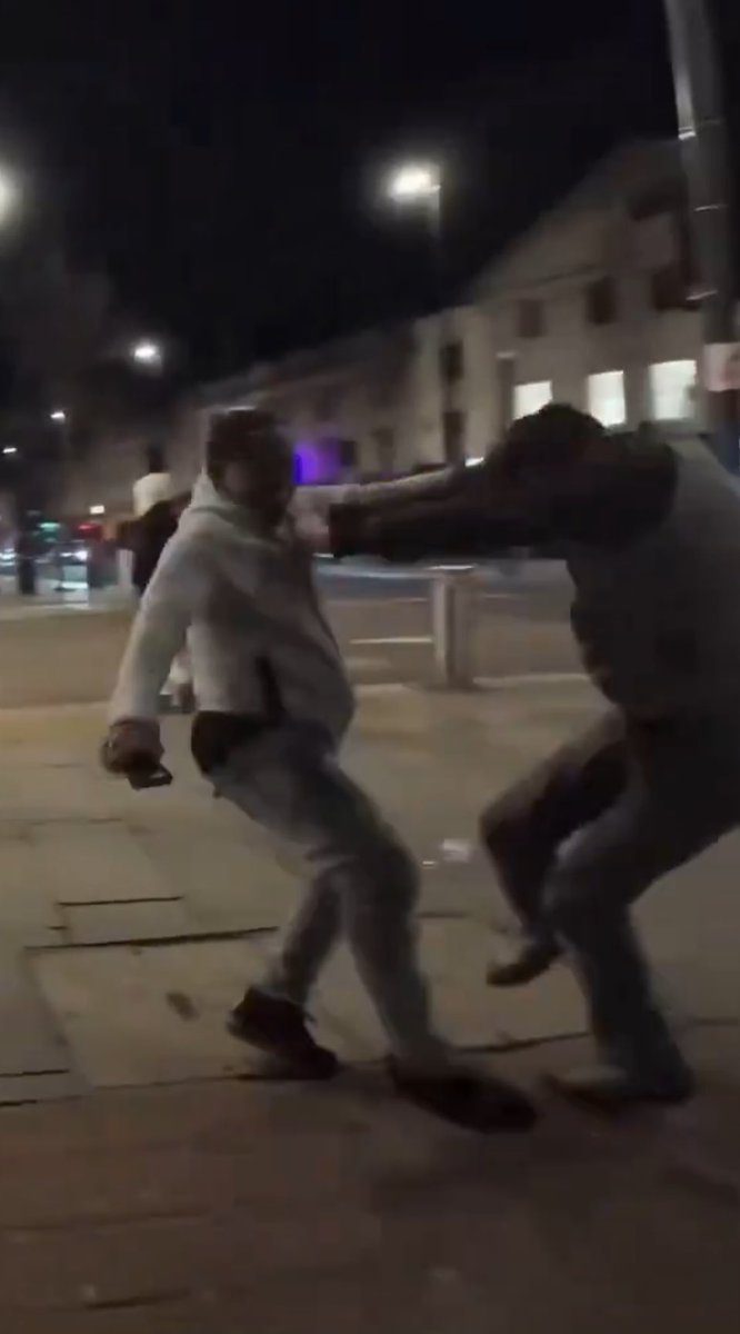 t/a Underscores Rn’t Us tweet media