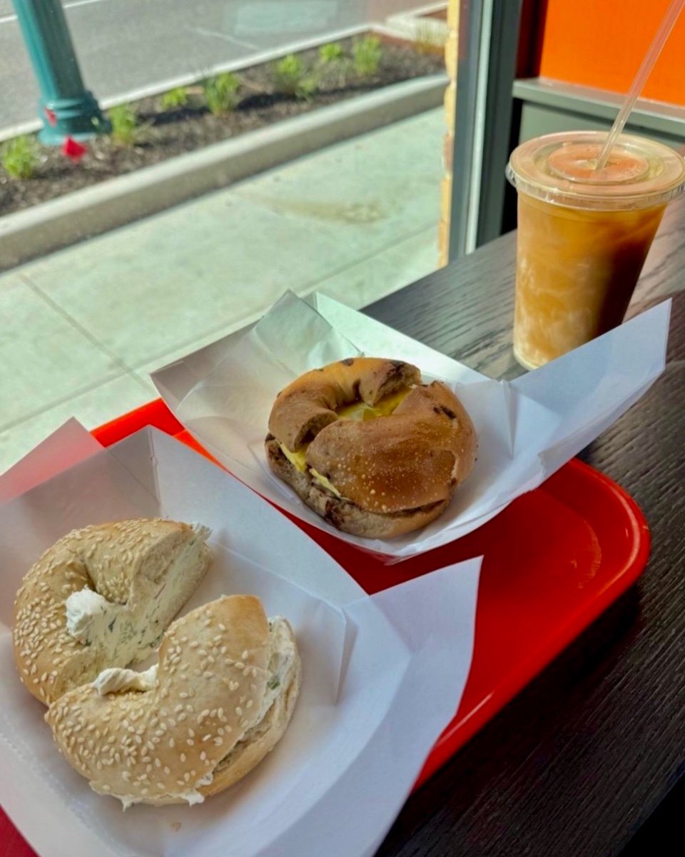 Barry Bagels tweet media