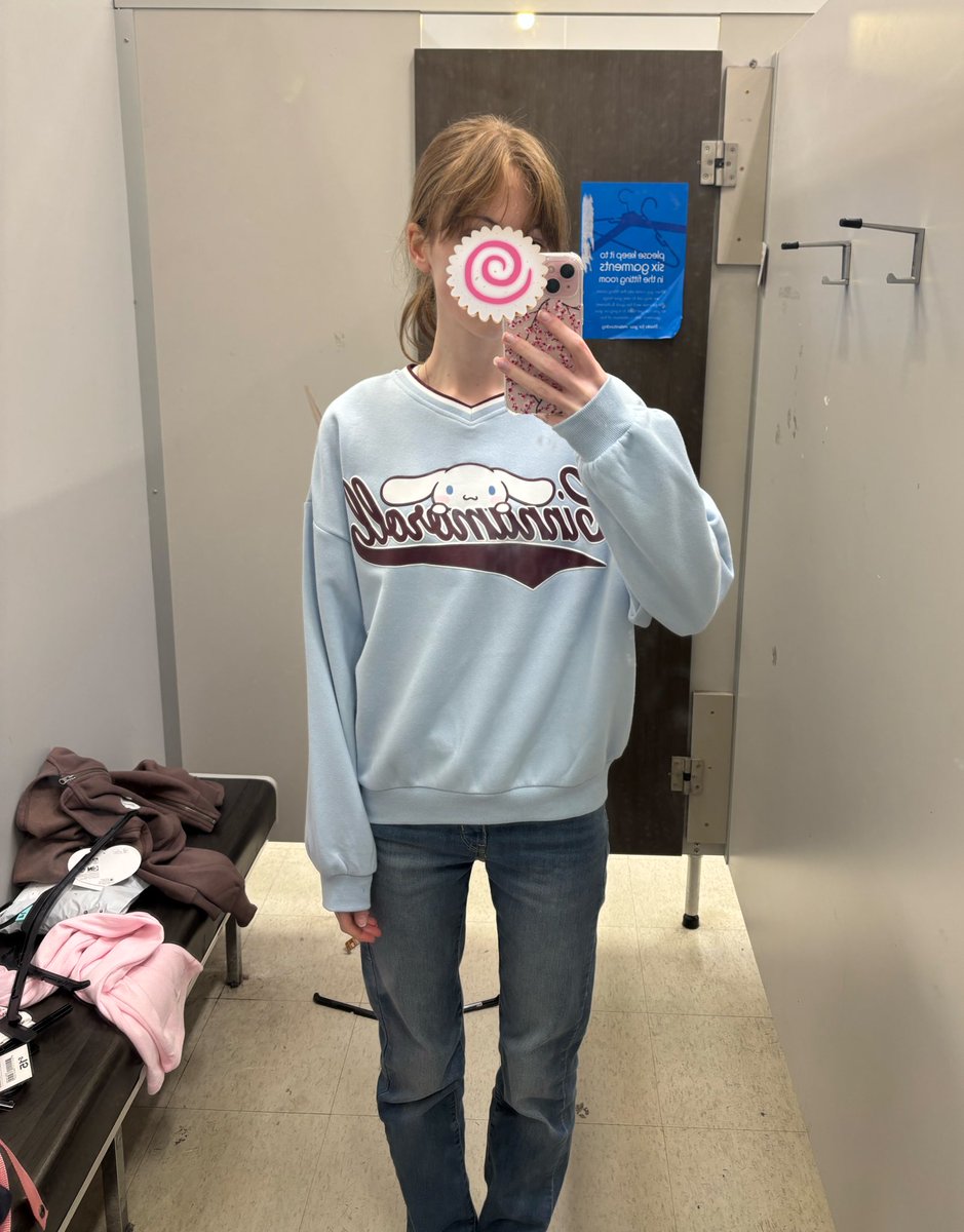 whoever told me to try shopping in the kids section ilysm!! the cutest clothes that actually fit, and way cheaper than the women’s 🥹