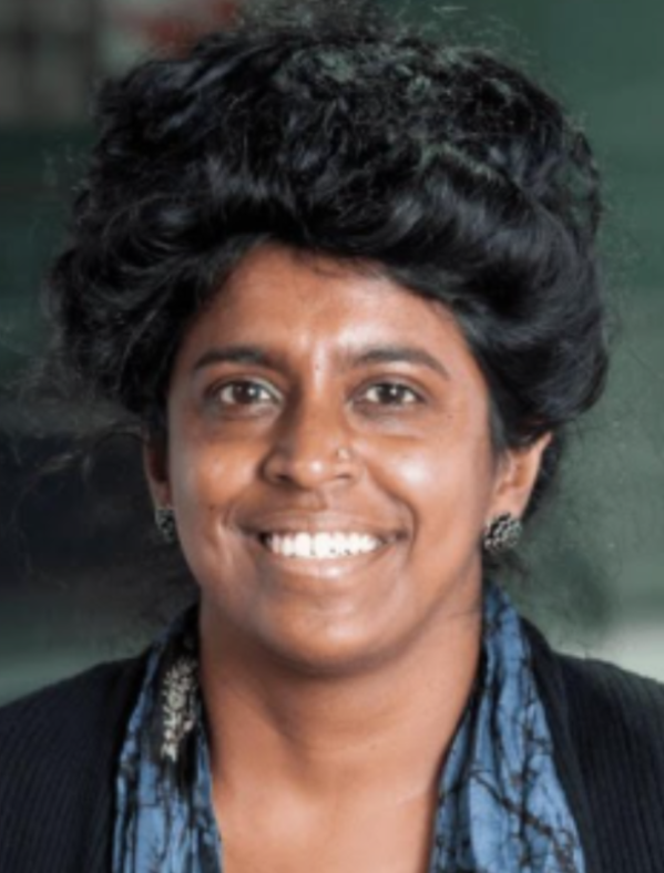 NizNellie3 tweet media