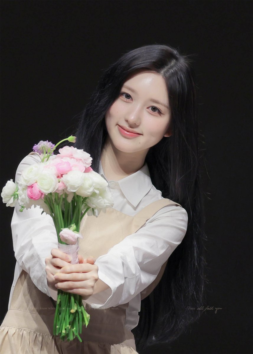 𝑎𝑙𝑙 𝑓𝑎𝑙𝑙 𝑦𝑜𝑢. tweet media