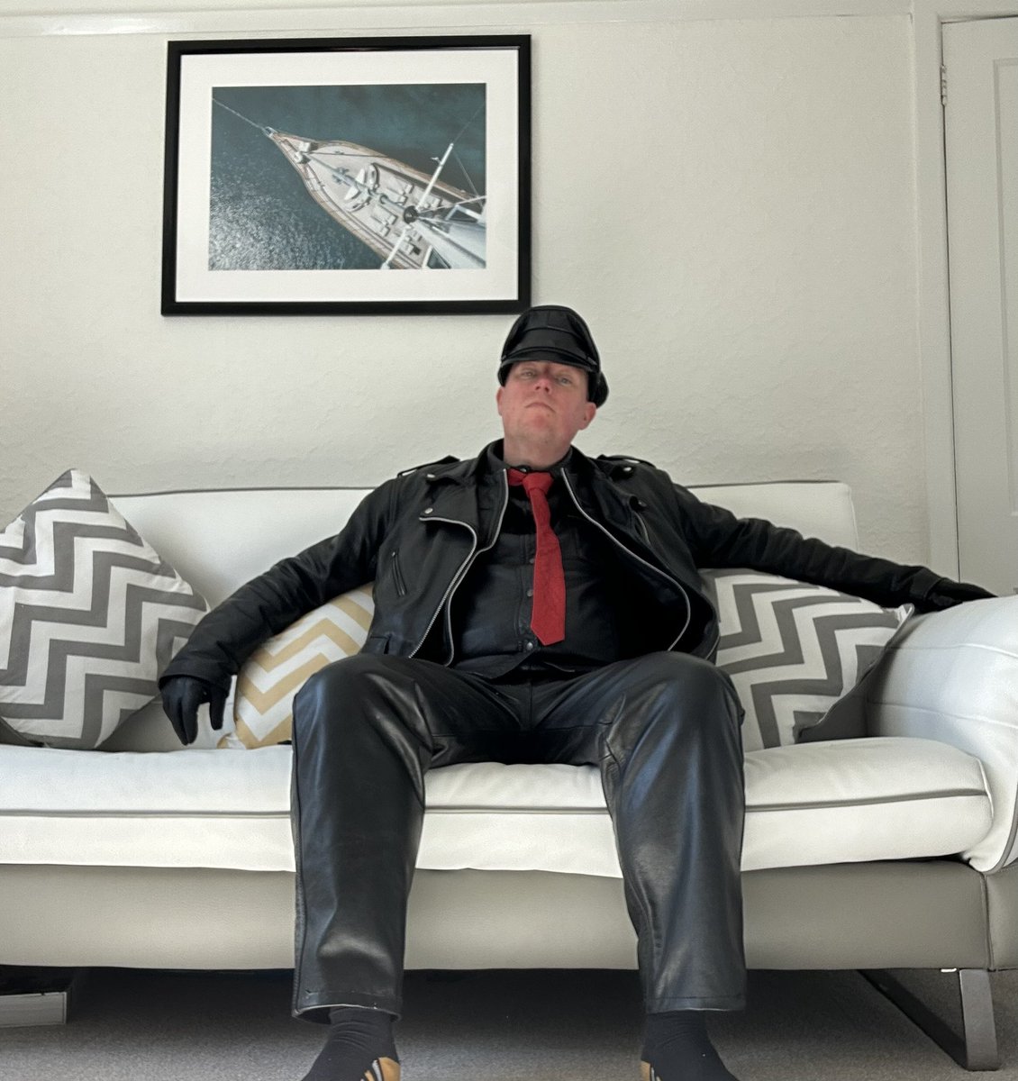 Leatherguydom tweet media