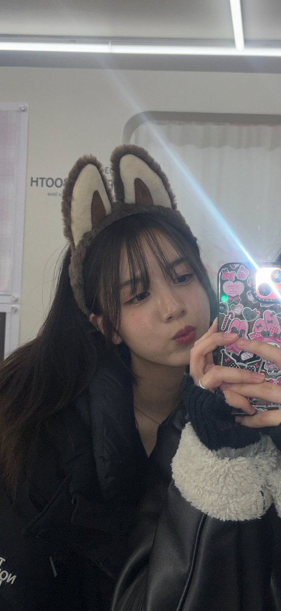 260318 우아 루시 프롬

#우아 #루시