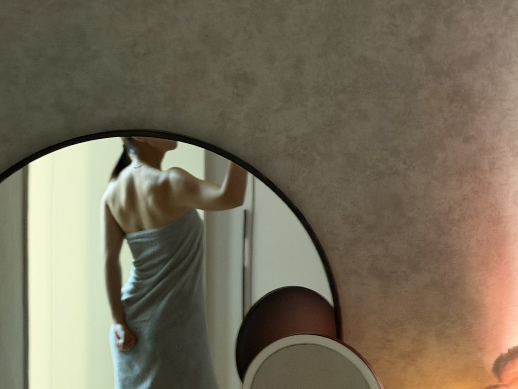 四姨太 tweet media