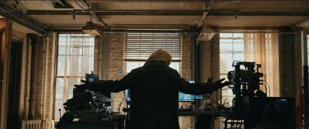 yellowminutes's tweet image. Sadie Sink is Jean Grey lol

She's controlling them