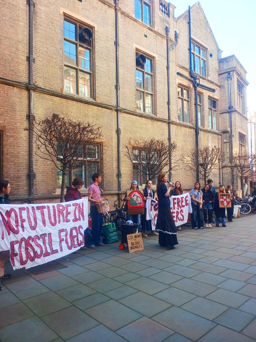 People & Planet tweet media