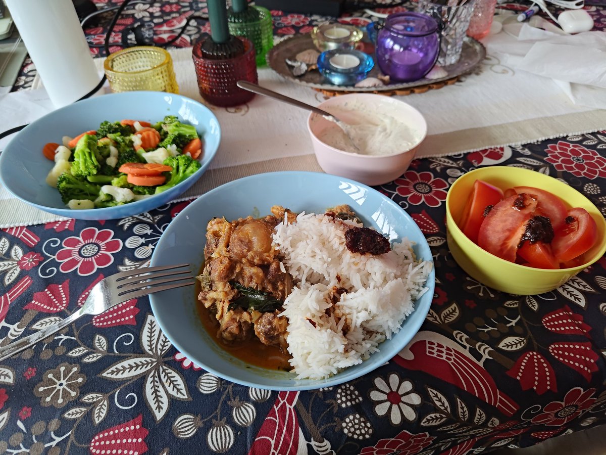 HowlingNeko 🧊🐾 tweet media