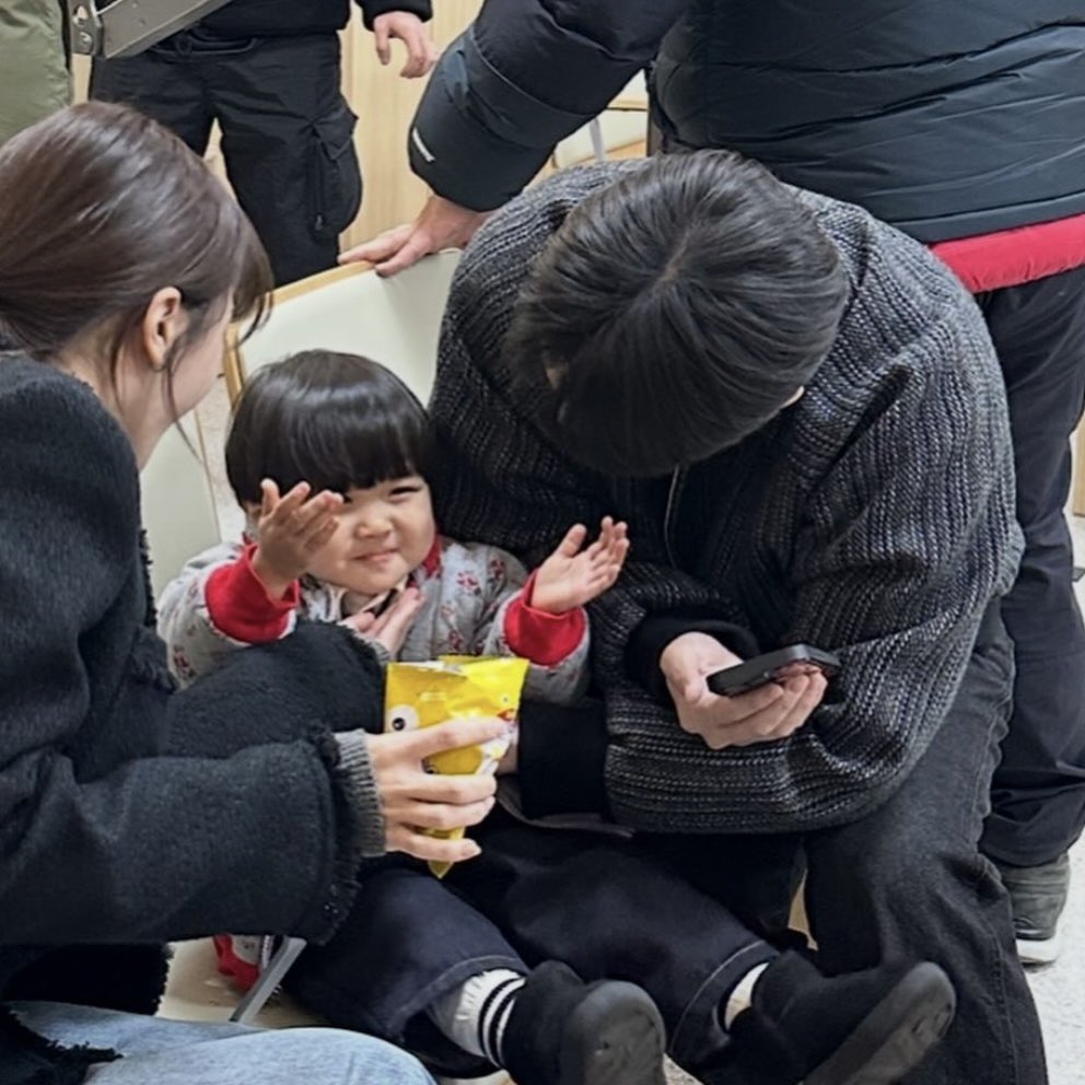 mooncovey szn 🌸 tweet media