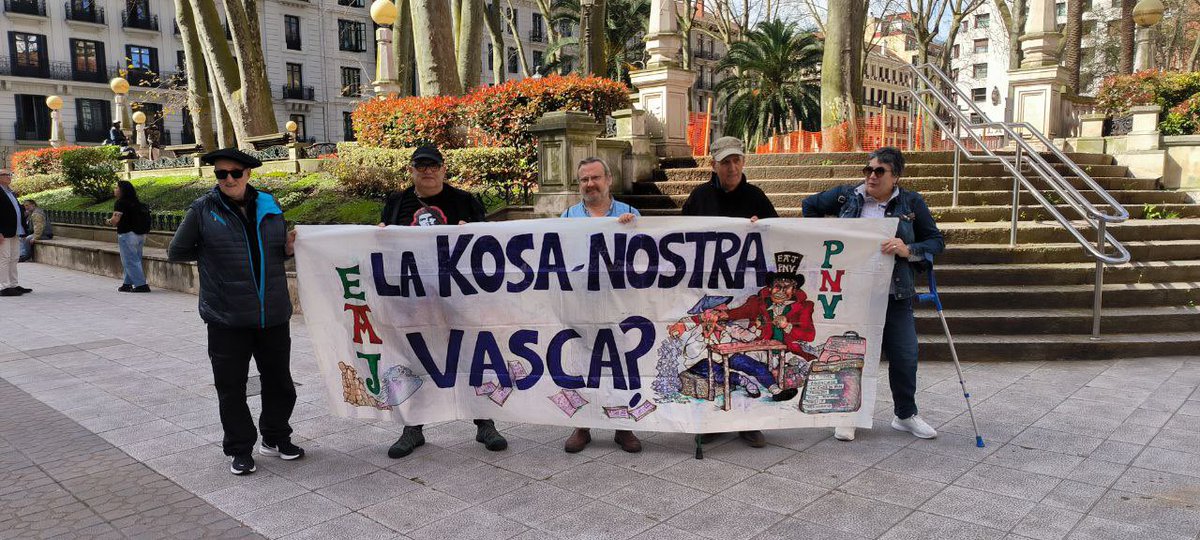 SABIN ETXEAREN AURREAN... BORROKAK EZ DU ETENIK JTK 🚩🏴🚩🏴✊✊✊✊✊