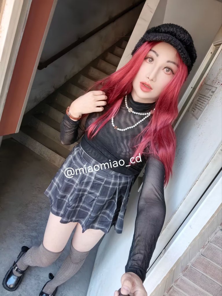 miaomiao_cd's tweet photo. hot girl
#female-mask #femalemask #crossdresser https://t.co/Q3TGV6v0X8