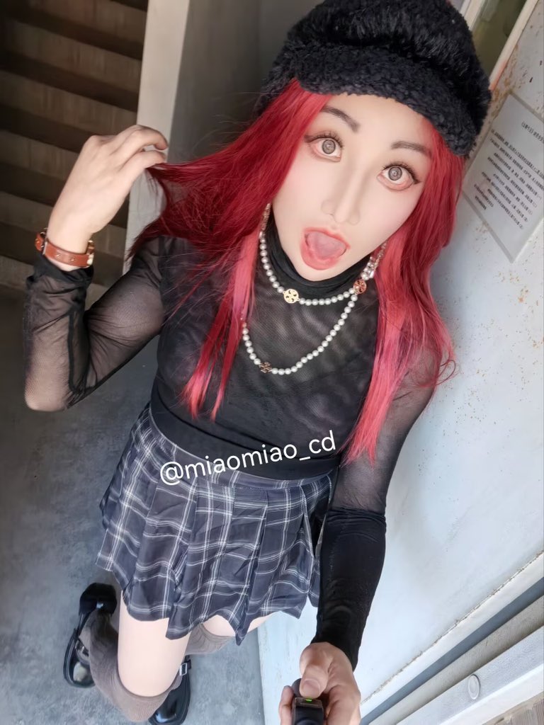 miaomiao_cd's tweet photo. hot girl
#female-mask #femalemask #crossdresser https://t.co/Q3TGV6v0X8