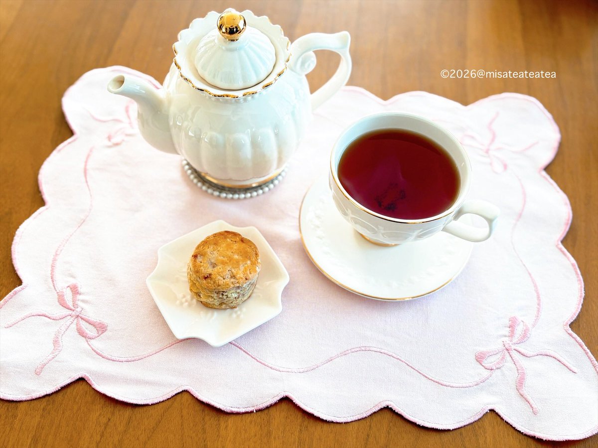 misateateatea's tweet photo. 予定がある日は1コ

Lazy Daisy Bakeryさんのストロベリースコーン🍓 https://t.co/EEdJTn0RNB