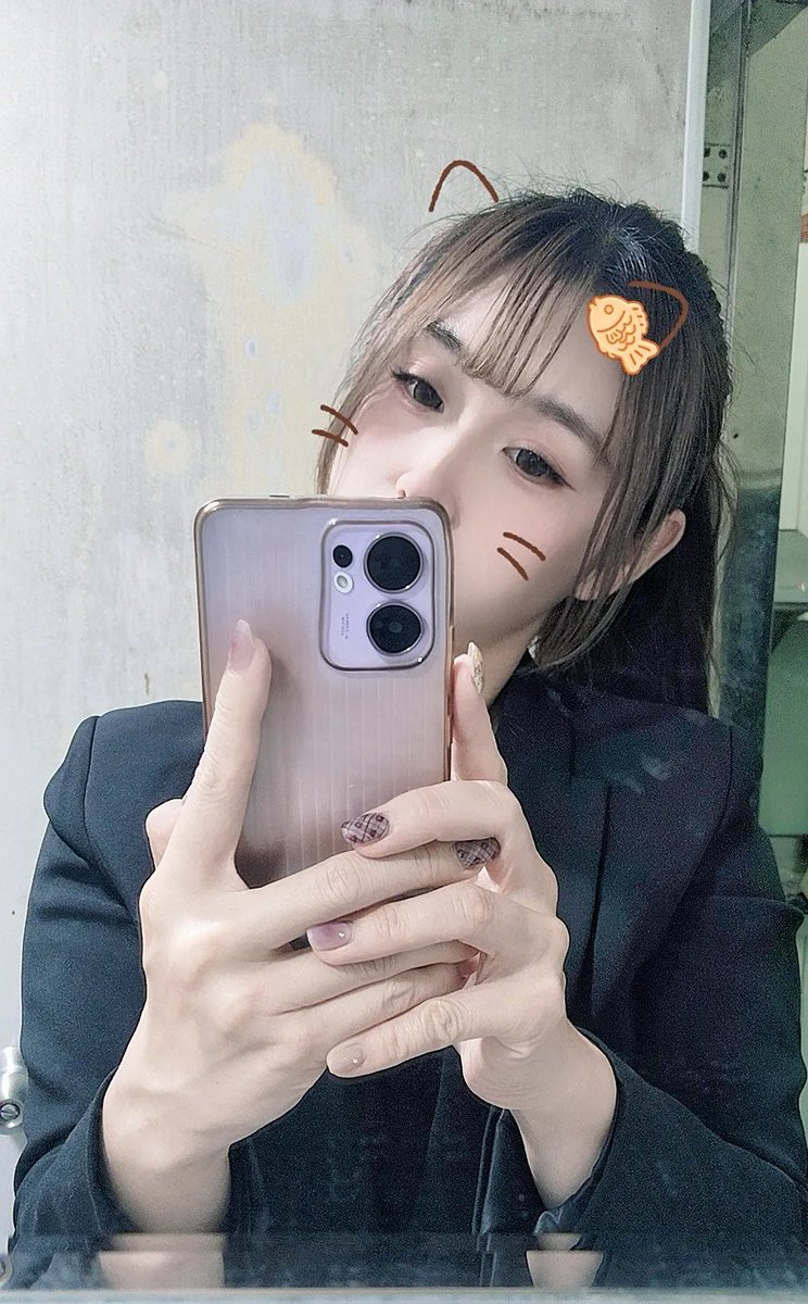殯葬業-雯如 tweet media