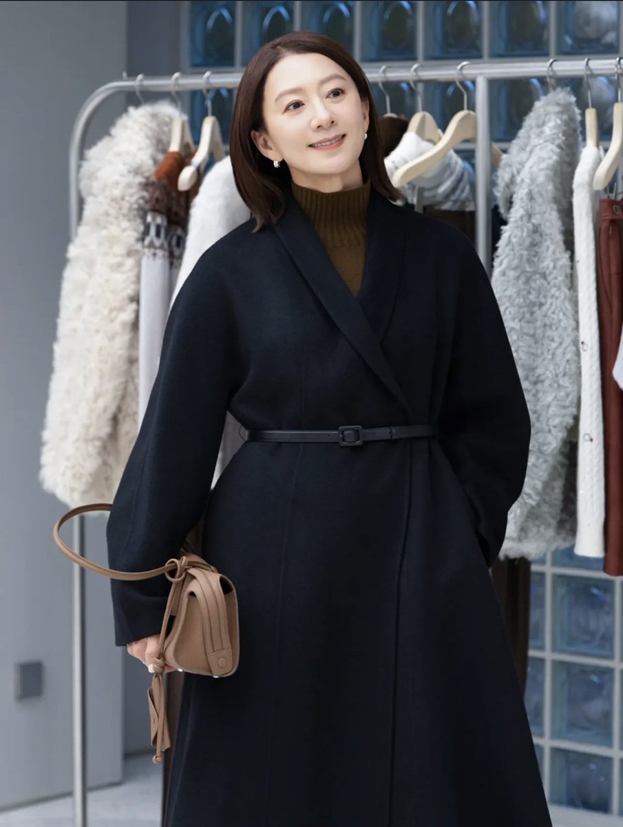 김희애 Kim Hee-Ae’s Gallery tweet media