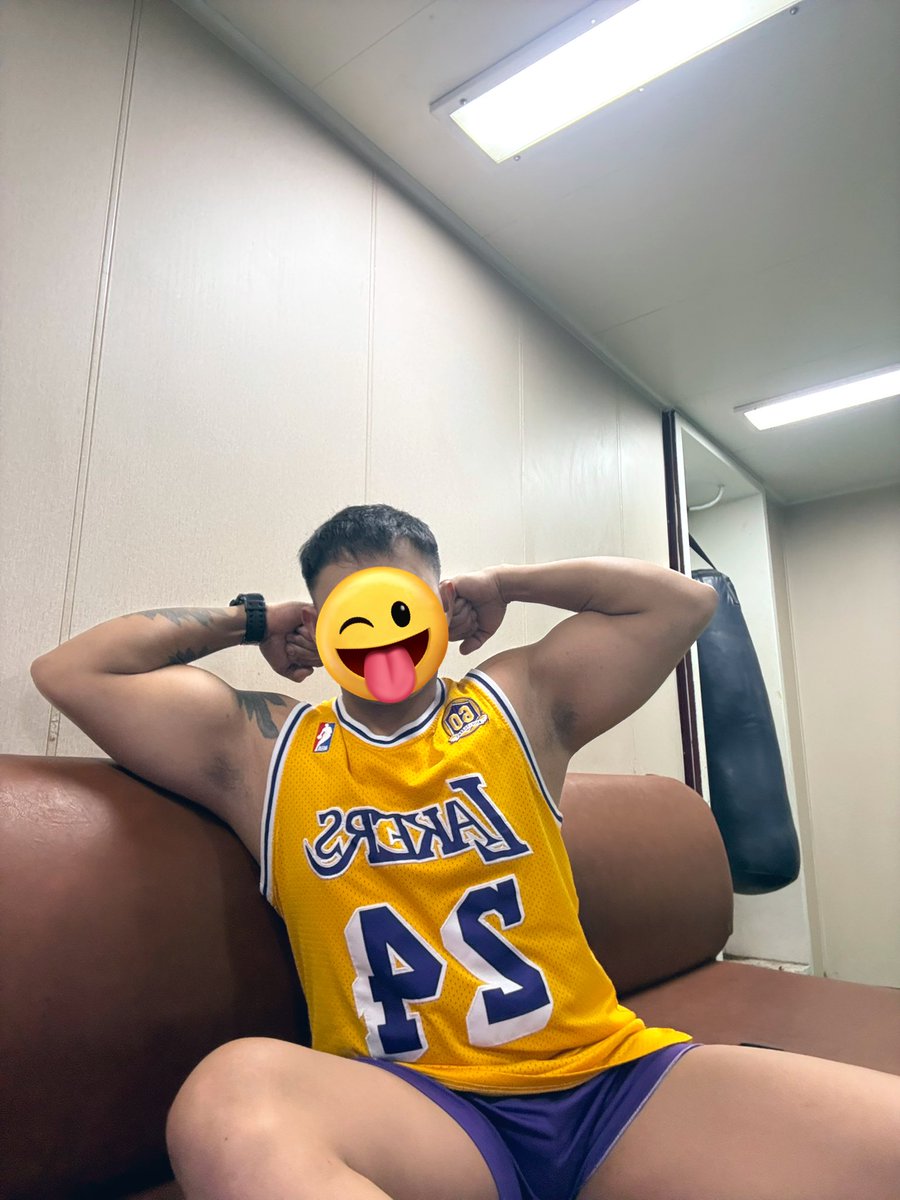 majurO⚓️ tweet media