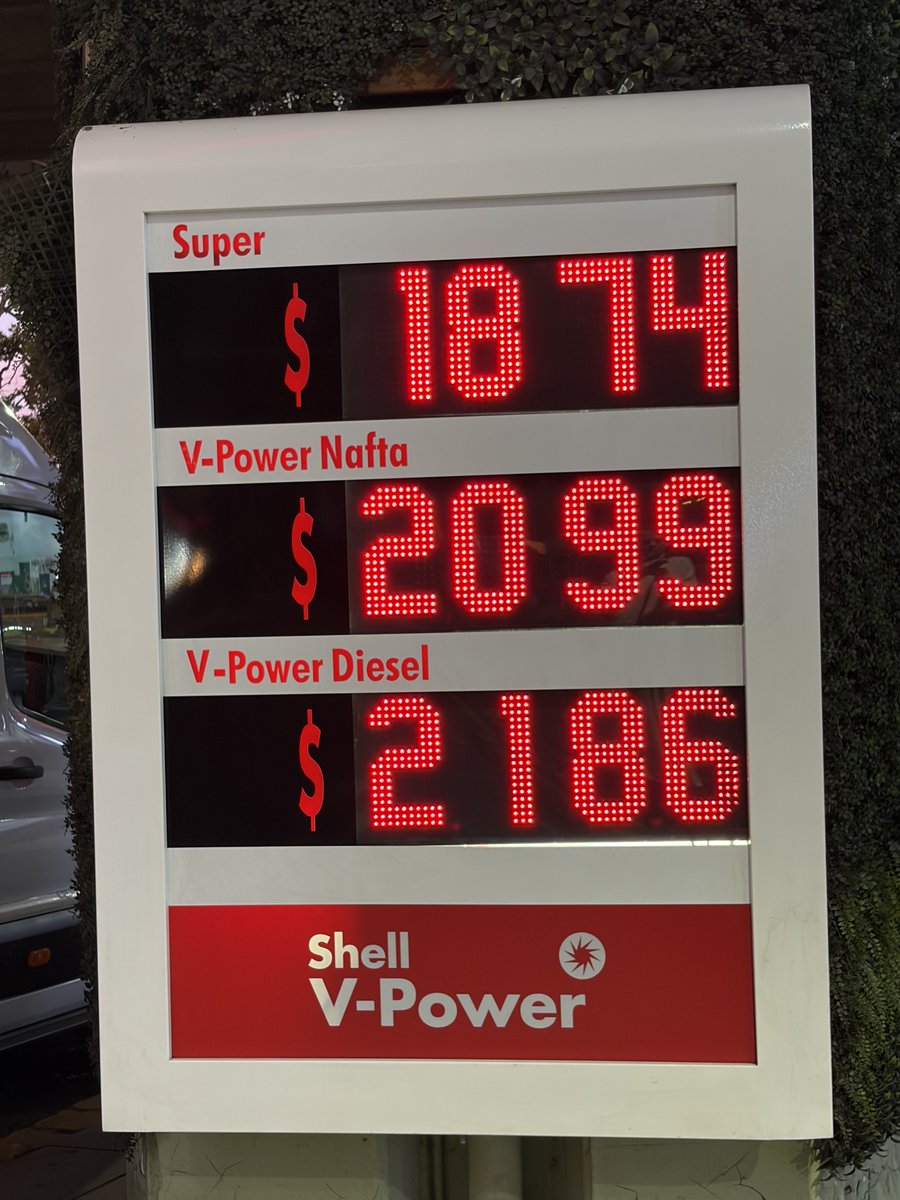 Guillermo Moreno tweet media