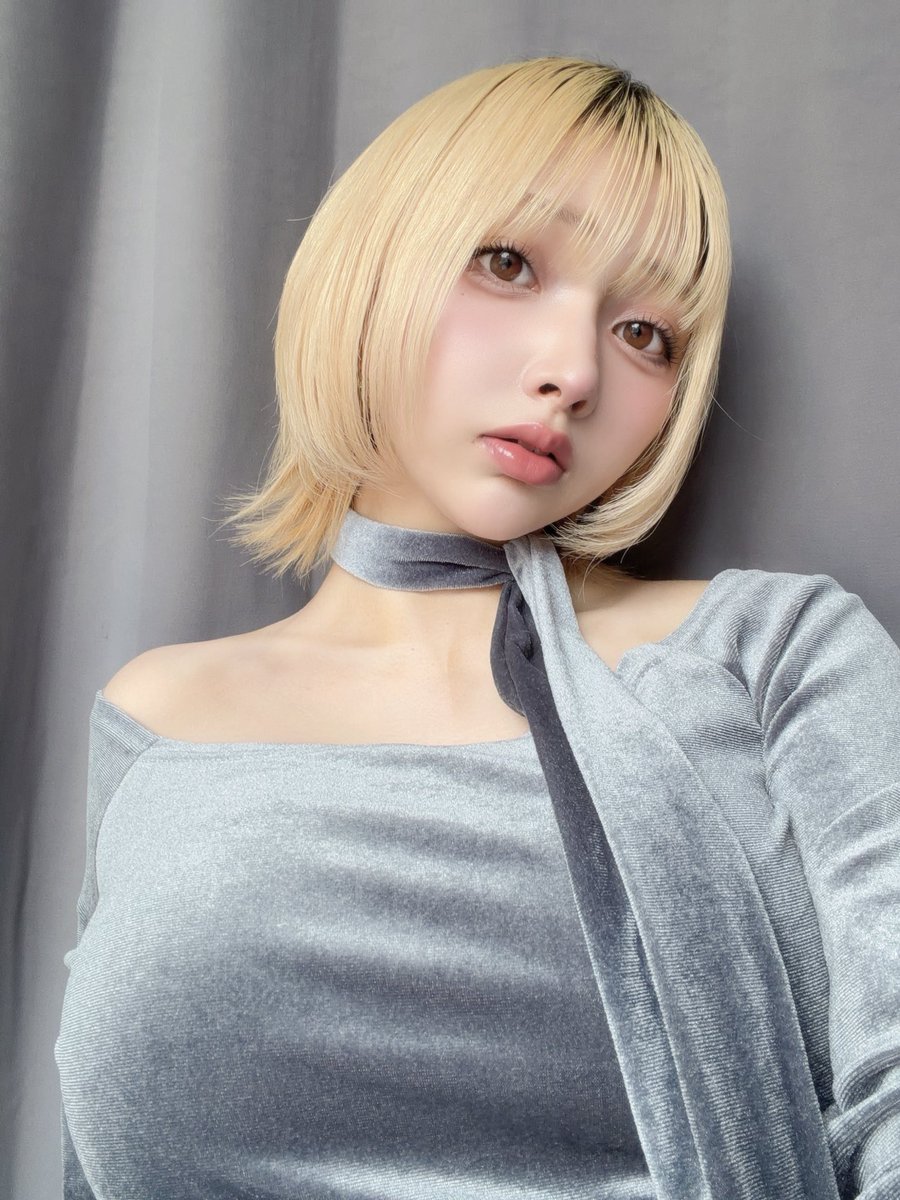 kaede様♡専用♡ 🖤自撮りと裏側🖤