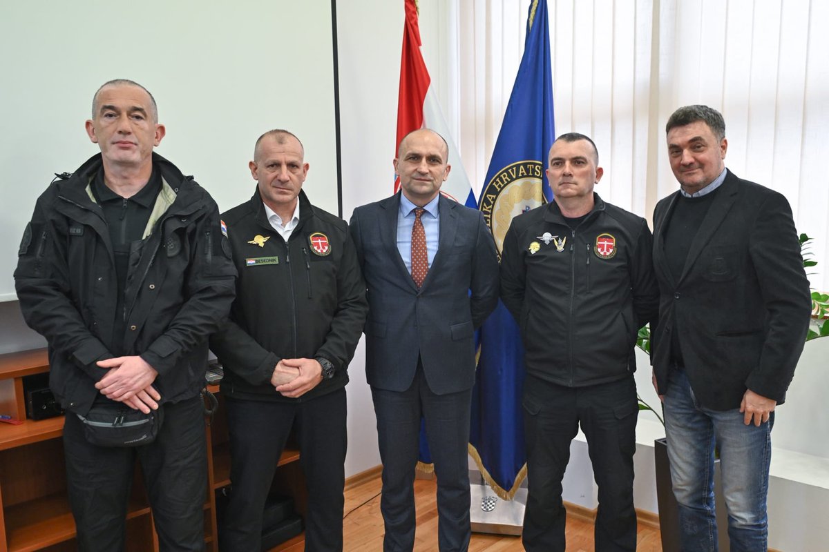 Ivan Anušić tweet media