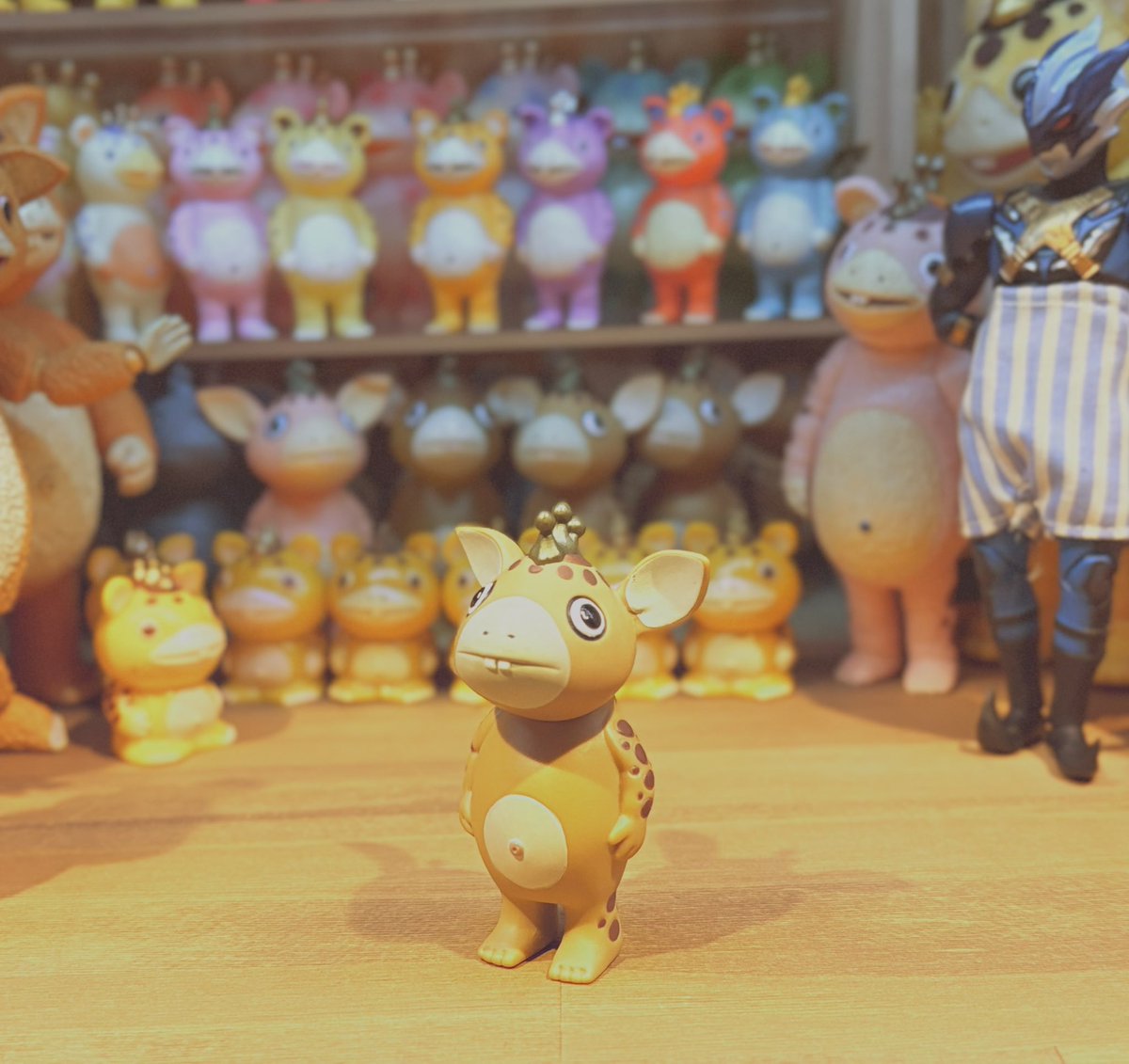 私の1番大好きなウエストケンジ快獣ブースカvol.2シークレット

撮影検討用人形ブースカ🧸

イグアナっぽさを残しつつマスコットに落とし込んだ可愛いデザインが本当に大好きです🙂