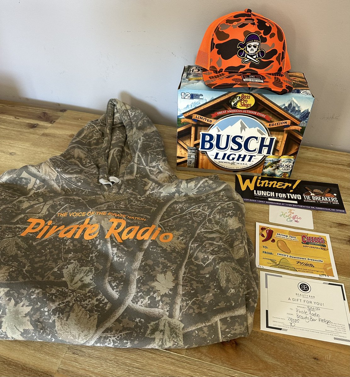 Pirate Radio ☠️ tweet media