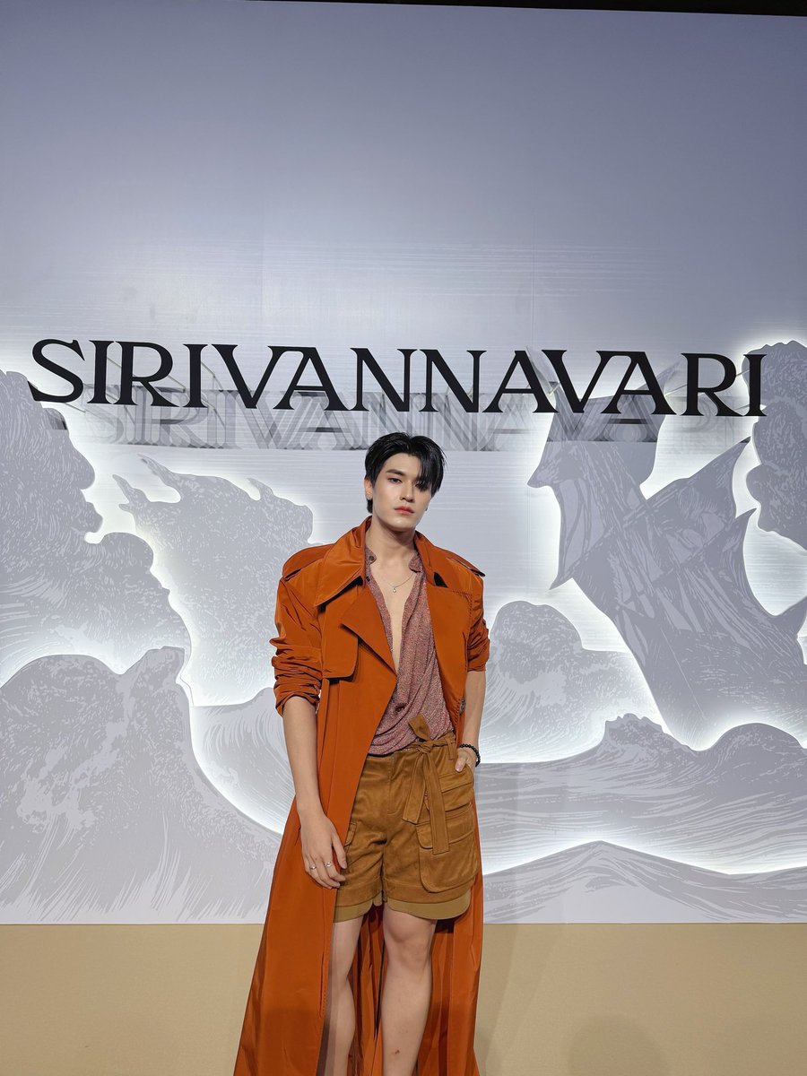 “ภูผา” <a href="/phuuulix/">Phu.uuuuuuu</a> พร้อมแล้วสำหรับงาน SIRIVANNAVARI Spring - Summer 2026 “The Eternal Nautilus” Fashion Show ✨

PHUPHA SRSS26 AT SIAM PARAGON  
#SirivannavariSS26 
#SRSS26