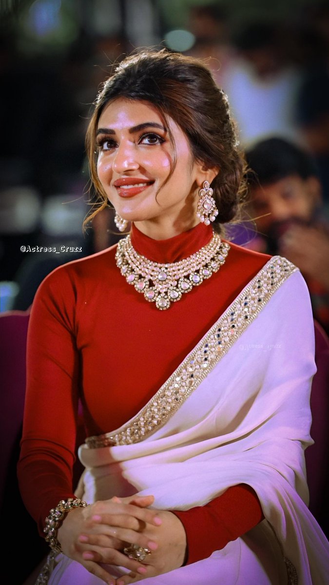 Sreeleela. ✨❤️🤍

- A Special Thread For Leela. (1/19). ❤️🧵

<a href="/sreeleela14/">Sreeleela</a> | #Sreeleela