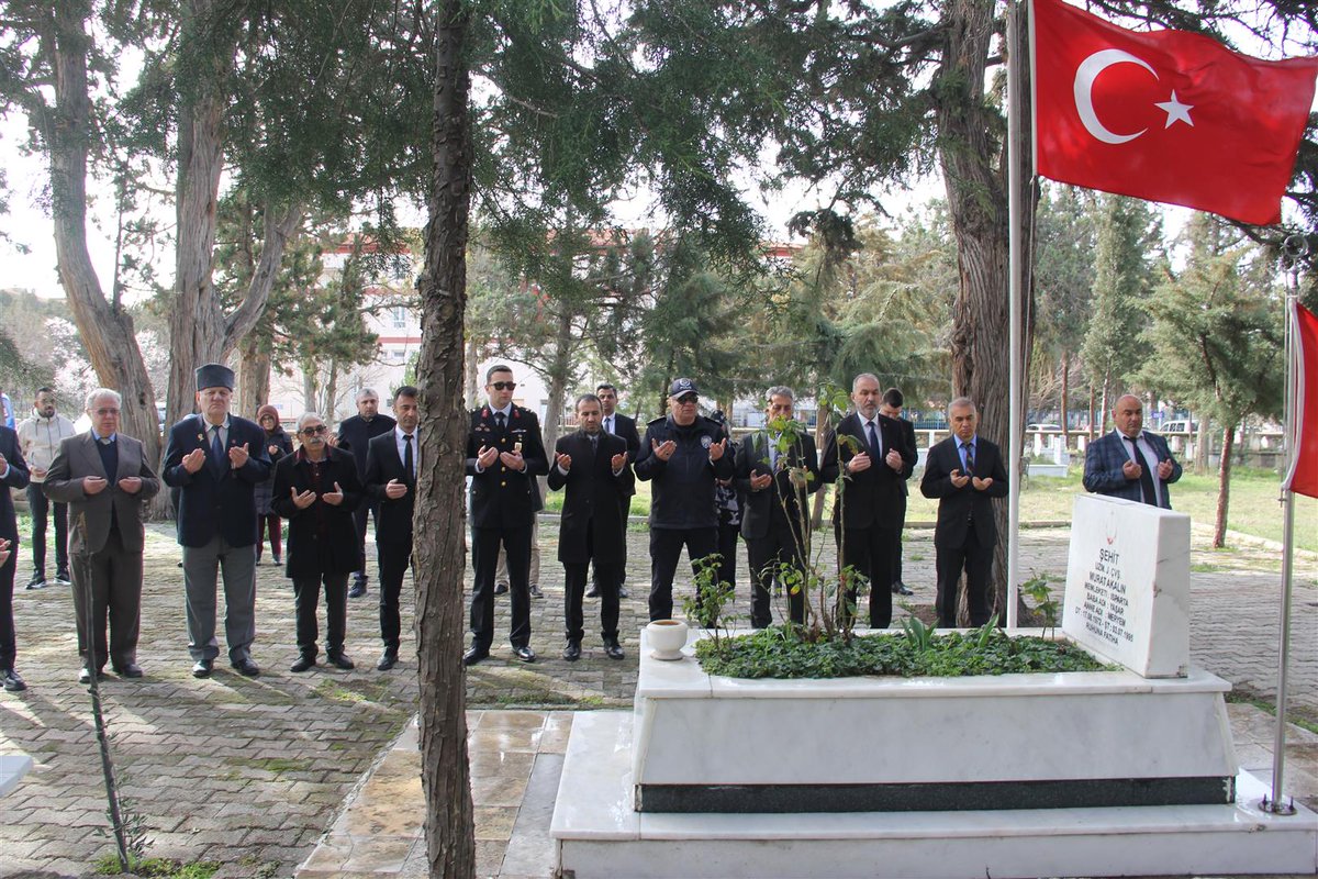 TC_Atabey's tweet photo. 18 Mart Çanakkale Zaferinin 111. Yıldönümü ve Şehitler Günü Çelenk Sunma Töreni Düzenlendi. https://t.co/vfycwmKXVb