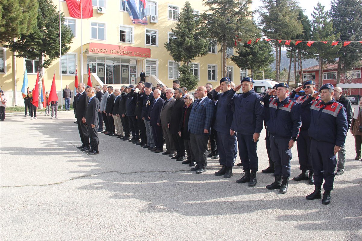TC_Atabey's tweet photo. 18 Mart Çanakkale Zaferinin 111. Yıldönümü ve Şehitler Günü Çelenk Sunma Töreni Düzenlendi. https://t.co/vfycwmKXVb