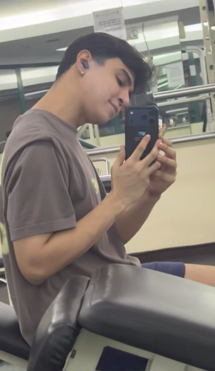 Ally | THE FUTURE IS FRESH tweet media