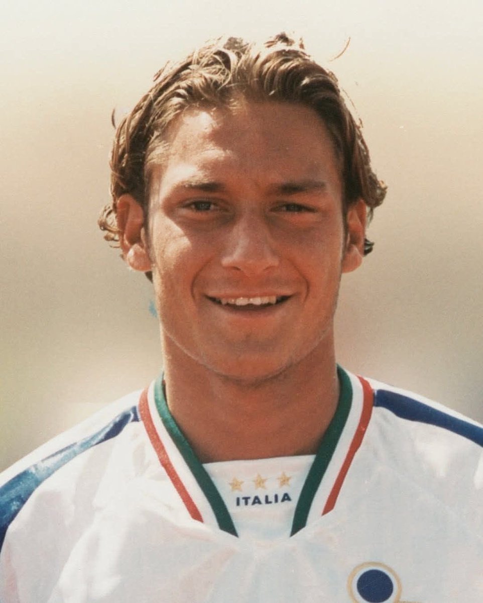 christianChetti's tweet photo. 10 days until Italy vs Northern Ireland. 

#WC2026 #Azzurri #FIFAWorldCup #WorldCup2026 #WorldCupQualifiers https://t.co/bWhMvVEJSw